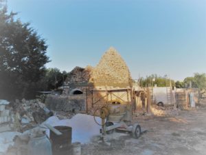 Edil Guarnieri trullo in brutte condizioni Locorotondo ristrutturazione