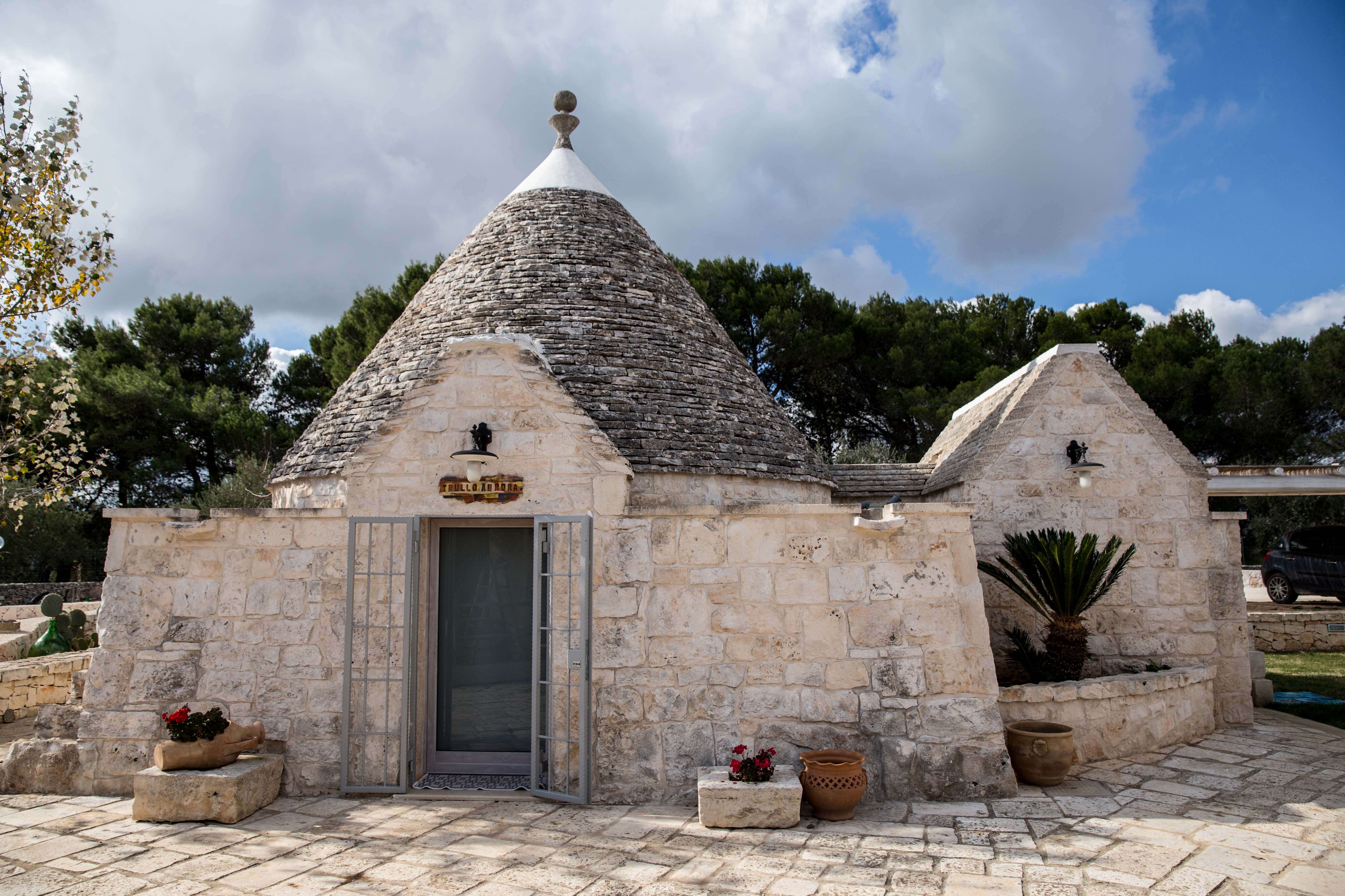 Edil Guarnieri Trullo Foto Locorotondo Costruzione Trulli valle d'itria
